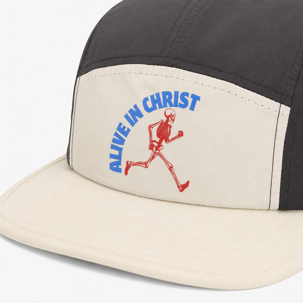 Lebendig in Christus | Kohle + Knochen